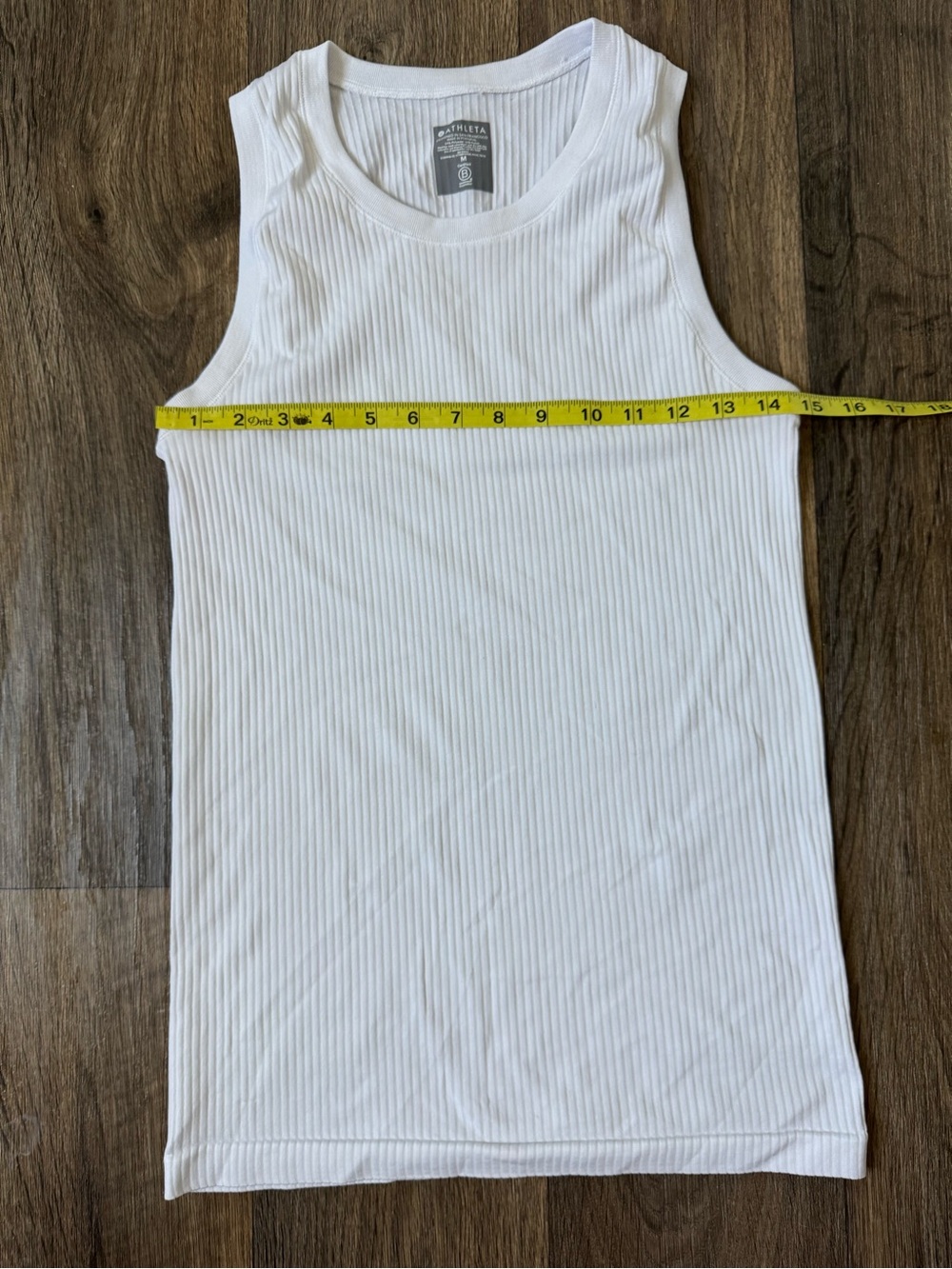 Athleta Women’s White Ribbed Stretch Knit Tank Top Round Neck Size M - Picture 3 of 5